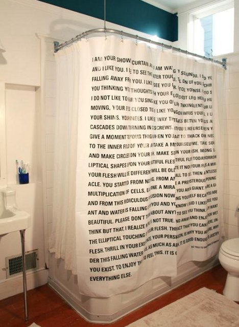 Cortinas de baño con literatura | Otra forma de leer