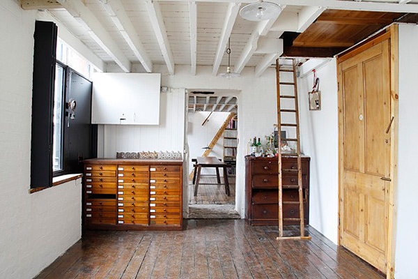 Espacio abovedado del apartamento